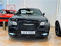 کرایسلەر 300